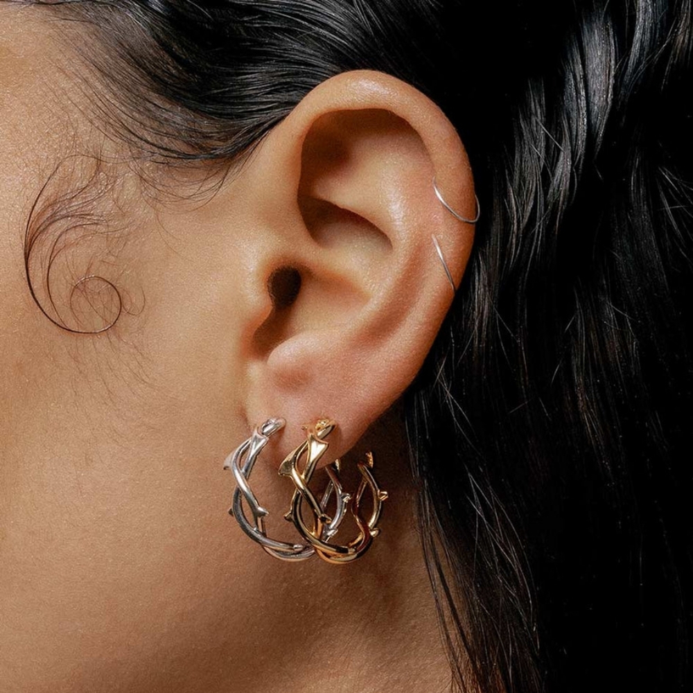 Regal Rose Revival Thorn Hoops Earring In Gold